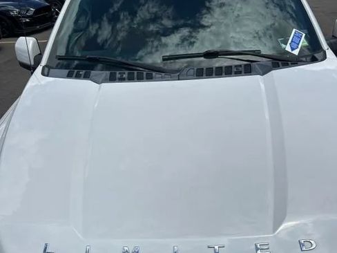Used 2016 Ford F150 Limited AWD/4WD image 11