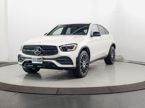 Certified 2023 Mercedes-Benz GLC 300 4MATIC Coupe image 3