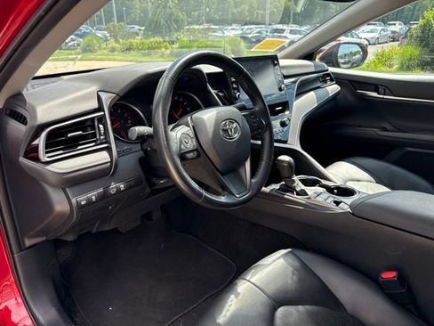 Used 2023 Toyota Camry XSE FWD image 14