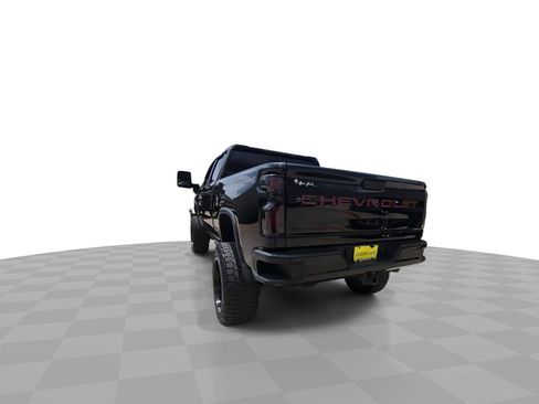 Used 2021 Chevrolet Silverado 2500 LT w/ Z71 Chrome Sport Edition AWD/4WD image 7