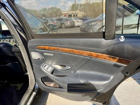 Used 2015 Mercedes-Benz S 550 4MATIC Sedan image 33