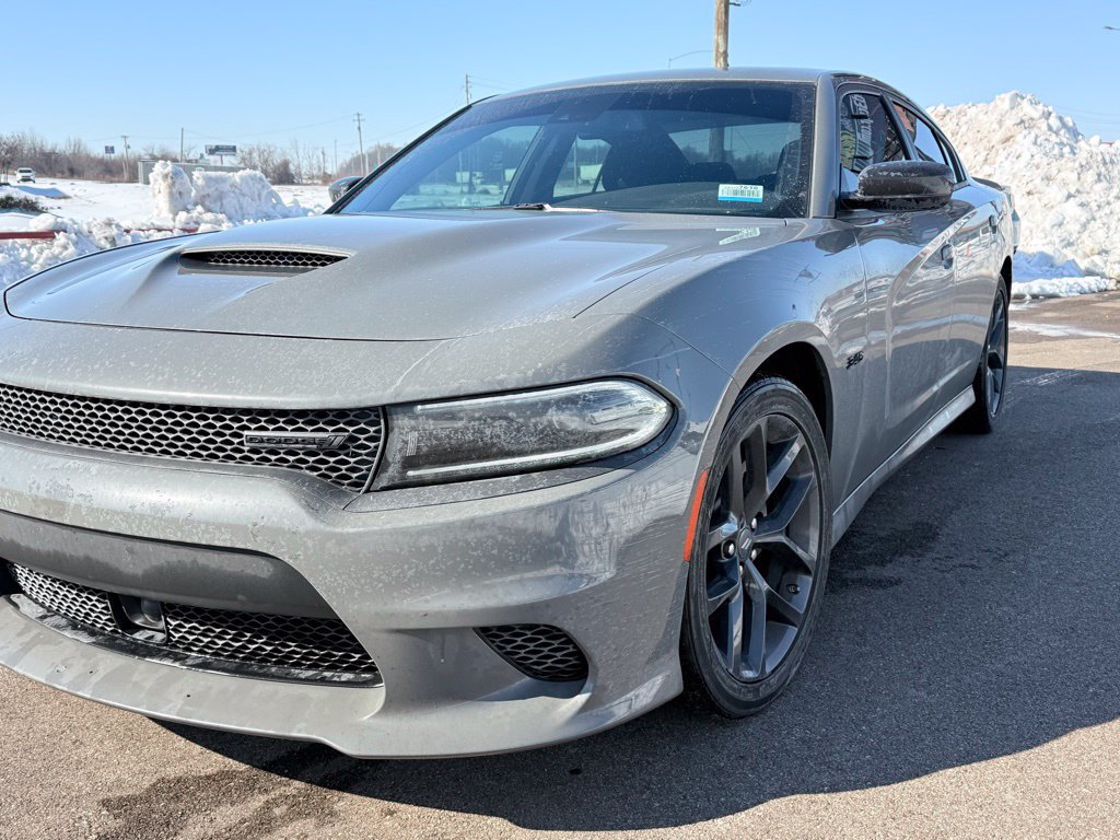 Used 2023 Dodge Charger R/T w/ Blacktop Package RWD image 2