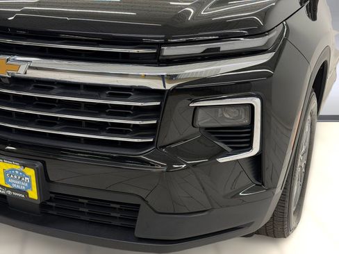 Used 2026 Chevrolet Traverse LT AWD/4WD image 9