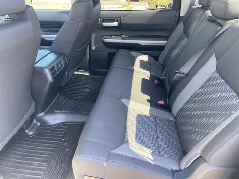 Used 2018 Toyota Tundra SR5 w/ SR5 Upgrade Package RWD image 19
