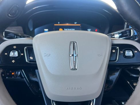 Certified 2025 Lincoln Corsair Grand Touring w/ Equipment Group 301A AWD/4WD image 24