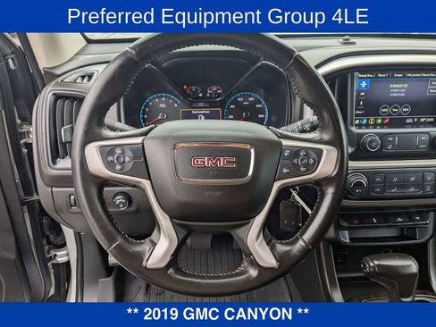 Used 2019 GMC Canyon SLE w/ SLE Convenience Package image 8