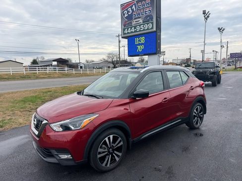 Used 2020 Nissan Kicks SR w/ SR Premium Package image 6