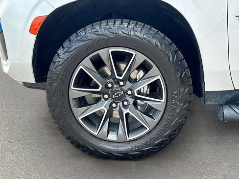 Used 2023 Chevrolet Tahoe Z71 AWD/4WD image 36
