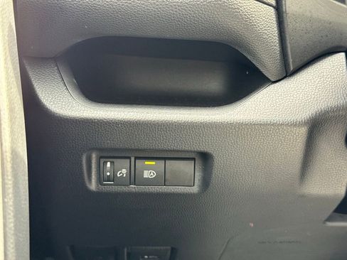 Certified 2023 Toyota RAV4 LE image 25