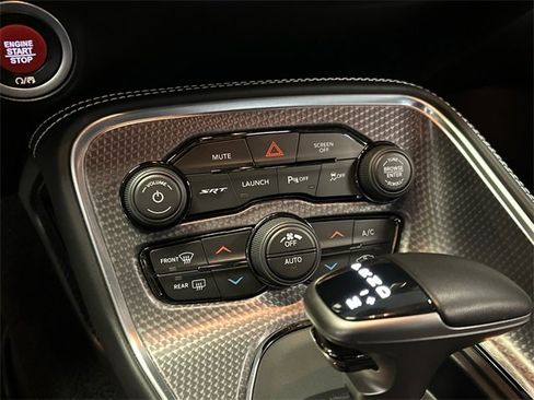 Used 2022 Dodge Challenger SRT Hellcat image 13