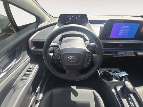 Used 2024 Toyota Prius XLE AWD/4WD image 12
