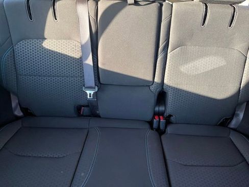 Used 2025 Jeep Wrangler Unlimited Rubicon 4xe w/ Convenience Group image 16