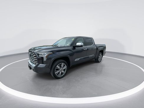 Used 2024 Toyota Tundra Capstone AWD/4WD image 8