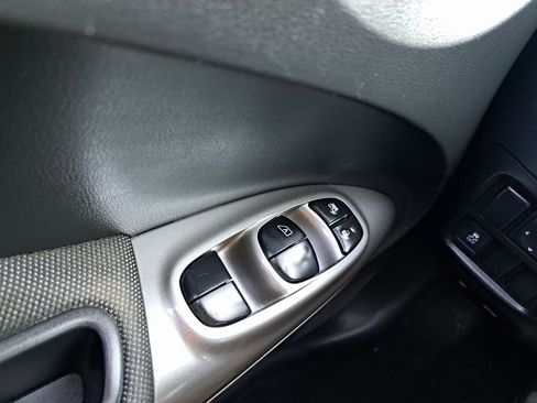 Used 2012 Nissan Juke SL w/ Chrome Pkg image 22