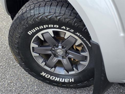 Used 2019 Nissan Frontier PRO-4X image 28