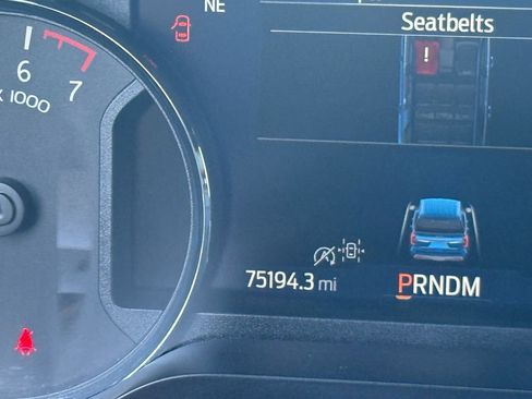 Used 2024 Ford Expedition Limited image 17