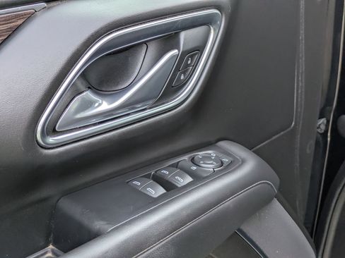 Used 2021 Chevrolet Tahoe LS image 12