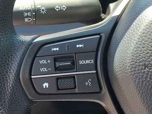 Used 2024 Honda CR-V LX image 22