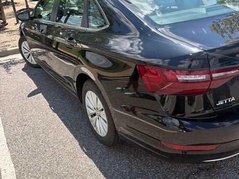 Used 2020 Volkswagen Jetta S w/ Driver Assistance Package FWD image 4
