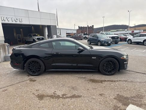 Used 2020 Ford Mustang GT image 6