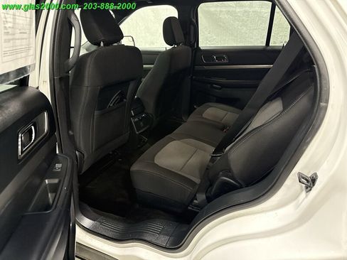 Used 2018 Ford Explorer XLT w/ Equipment Group 201A image 27