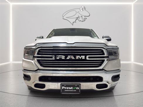 Used 2019 RAM 1500 Laramie AWD/4WD image 10