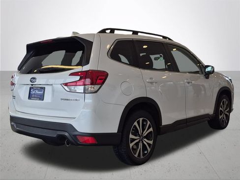 Used 2022 Subaru Forester Limited AWD/4WD image 7