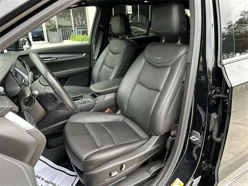 Certified 2023 Cadillac XT6 Luxury image 19