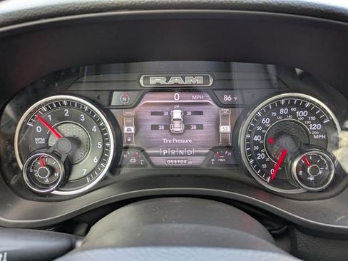 Used 2024 RAM 1500 Big Horn image 30