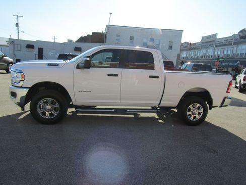 Used 2024 RAM 2500 Big Horn image 6