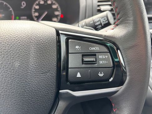 Used 2025 Honda Odyssey Sport-L image 19