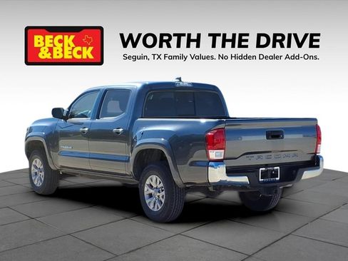 Used 2017 Toyota Tacoma SR5 image 7