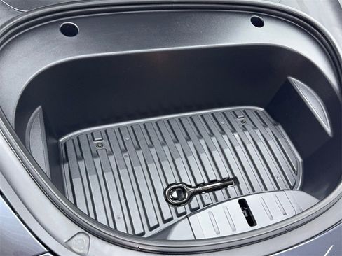 Used 2023 Tesla Model 3 Standard Range image 63