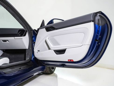 Certified 2024 Porsche 911 Carrera GTS RWD image 17