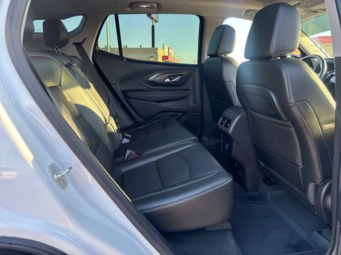 Used 2024 GMC Terrain SLT w/ Infotainment Package II AWD/4WD image 14