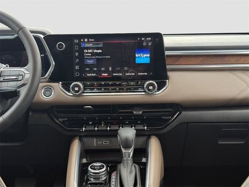 Used 2026 GMC Canyon Denali image 14