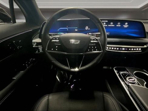 Certified 2025 Cadillac Lyriq Sport AWD/4WD image 8