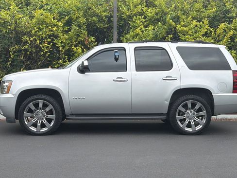 Used 2013 Chevrolet Tahoe LTZ AWD/4WD image 5