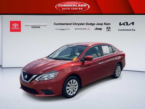 Used 2017 Nissan Sentra SV image 4