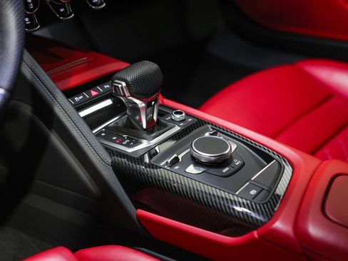 Used 2020 Audi R8 V10 performance AWD/4WD image 32