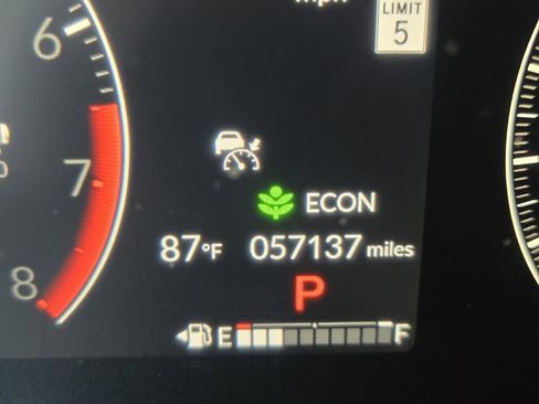 Certified 2023 Honda Pilot Touring image 25