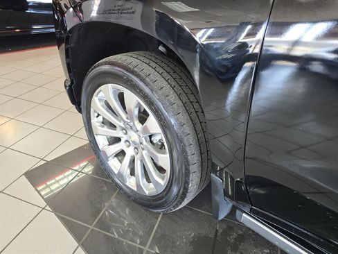 Used 2021 Chevrolet Silverado 1500 High Country image 47