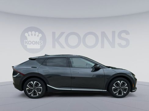 Used 2024 Kia EV6 Light AWD/4WD image 12