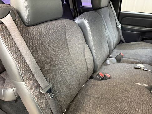 Used 2002 Chevrolet Silverado 1500 Base image 18