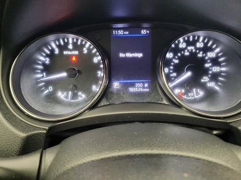 Used 2018 Nissan Rogue SL w/ Premium Package FWD image 23