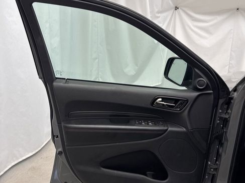 Used 2025 Dodge Durango GT AWD/4WD image 12