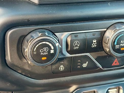 Used 2019 Jeep Wrangler Sport w/ Quick Order Package 24S image 19