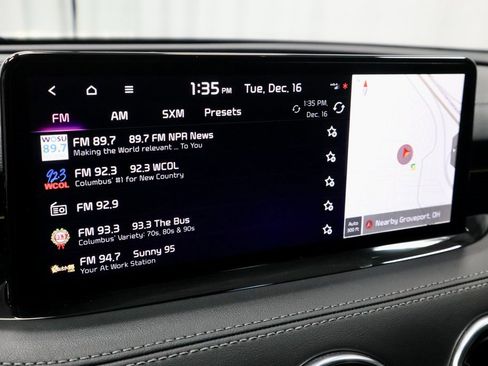 Used 2023 Kia Stinger GT2 image 3