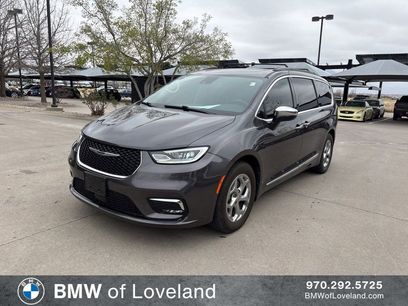 Used 2023 Chrysler Pacifica Limited