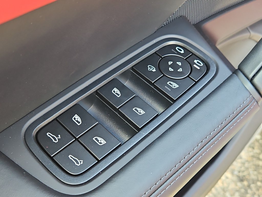 New 2026 Porsche Cayenne Turbo GT AWD/4WD image 23
